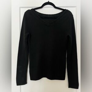 V Neck 💯 Cashmere Long Sleeve Black Sweater